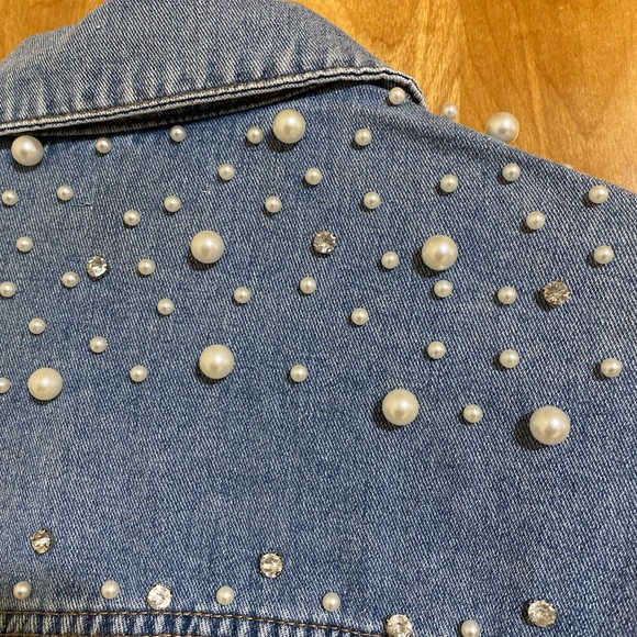 Forever 21 Blue Pearl Studded Jean Jacket - Picture 3 of 4